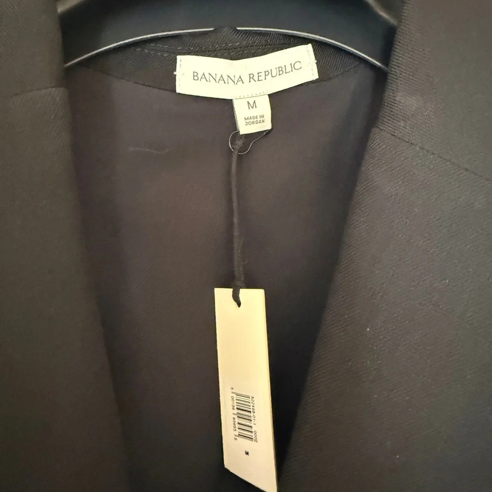 Banana Republic (BR) Boyfriend Drapey Twill Belted Blazer - Medium NWT - Picture 8 of 11